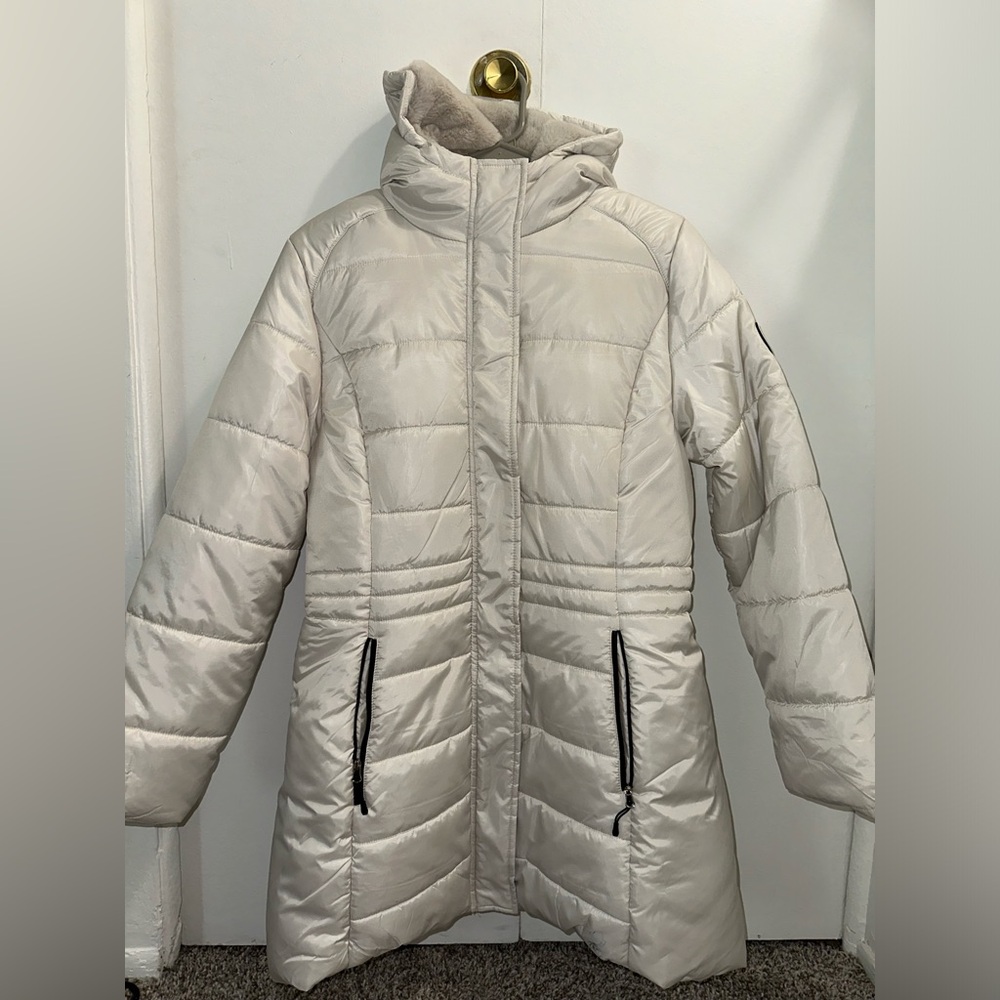 NWT Spyder Puffer Coat “Moonbeam”